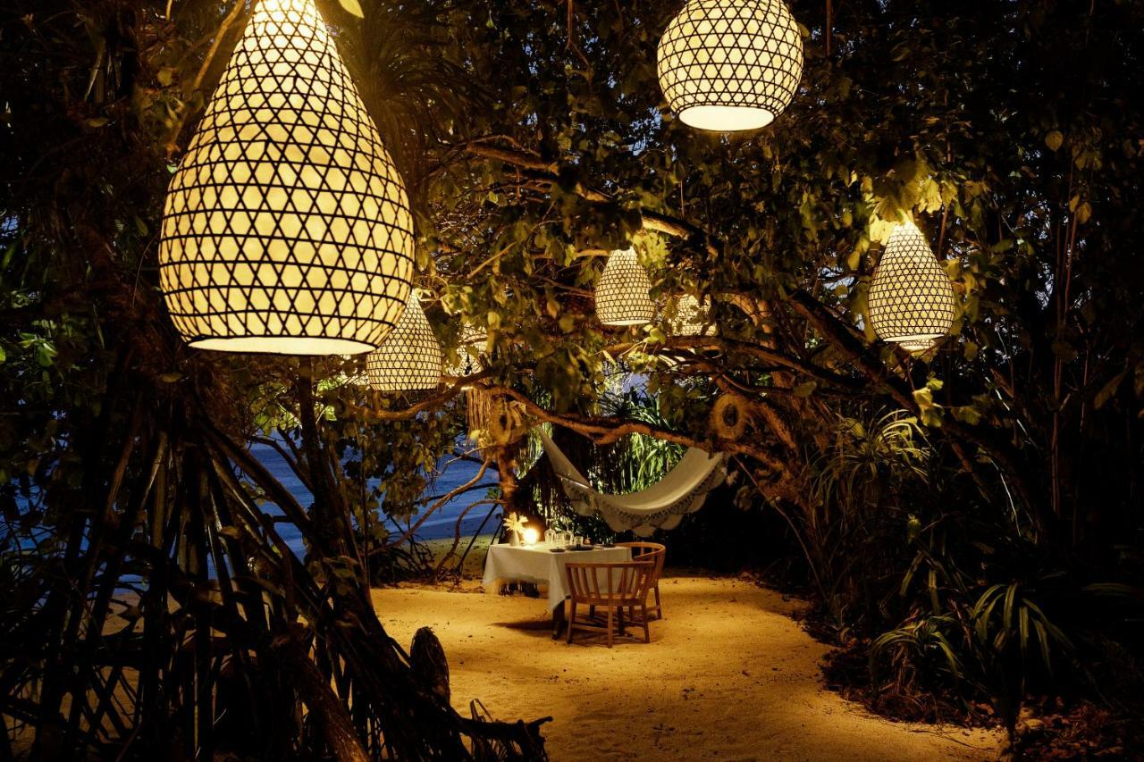 Kudadoo Maldives Private Island Hotel Komandoo  Buitenkant foto